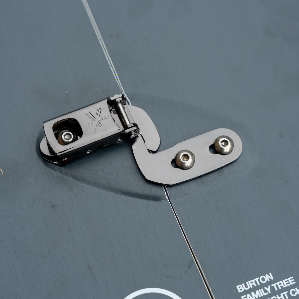 21/22 Family Tree Straight Chuter Splitboard - Neon Wave